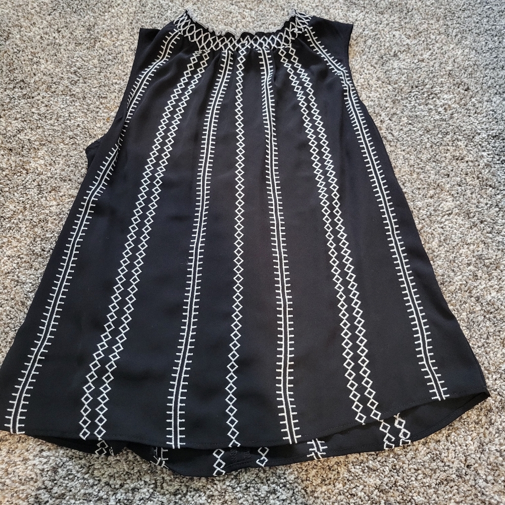 Elegant Black and White Skirt